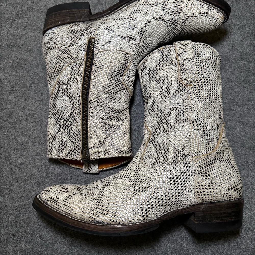 Snake Oil Provisions x Santa Rosa Heartbreakers!